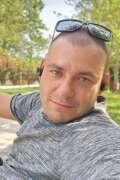 Maксим