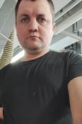 Максим
